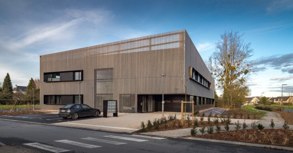 Inauguration du pôle de santé Simone Veil à Mézidon