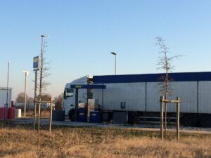 Au carrefour de deux autoroutes A28 et A88, au centre de la Normandie, Le parc d’activités du Pays de Sées dispose de terrains viabilisés avec un effet Vitrine exceptionnel.